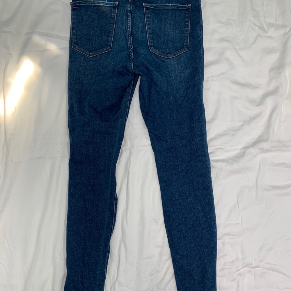 Abercrombie & Fitch Distressed Jegging Jean